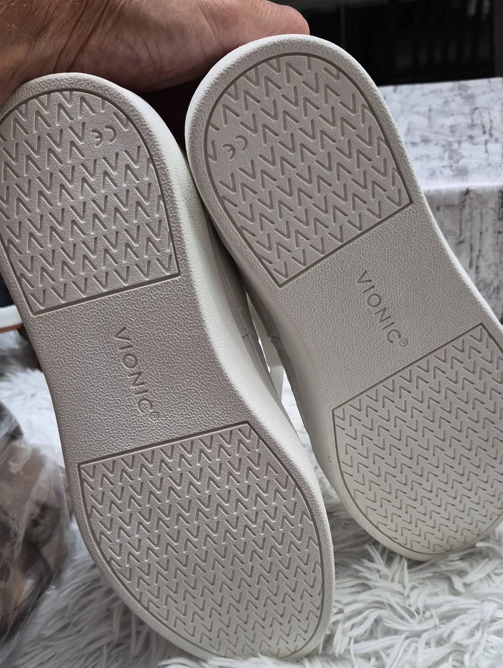 Vionic Elise Sneakers Women's Sz 9.5 Wide 🆕️🆕️